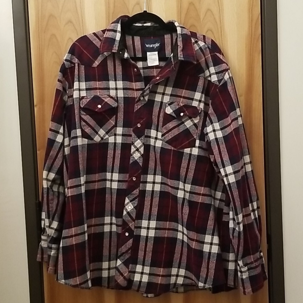 Wrangler Men's Plaid Flannel Shirt